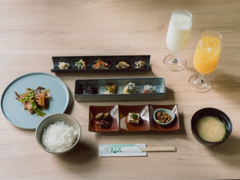 Amuse to Dessert, a Full Course Made With Care