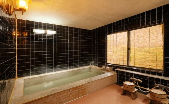 Ishi no Yu, the beauty of a plain soak
