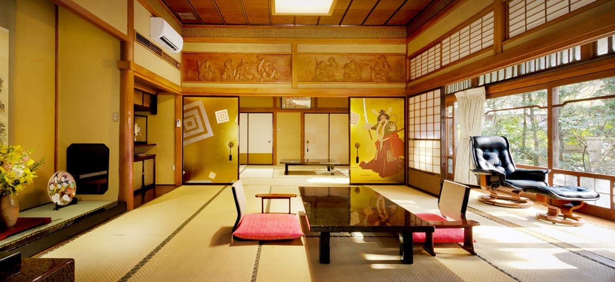 Suites with Open-Air Baths