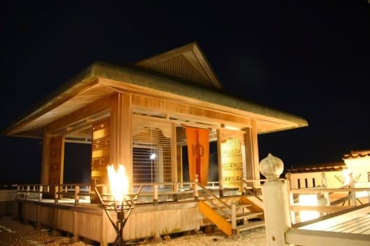 Suites with Private Open-Air Baths