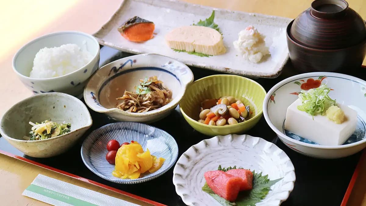 Kaiseki by an Osaka-Trained Owner