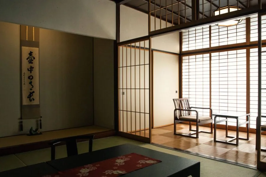Rooms and Lobby