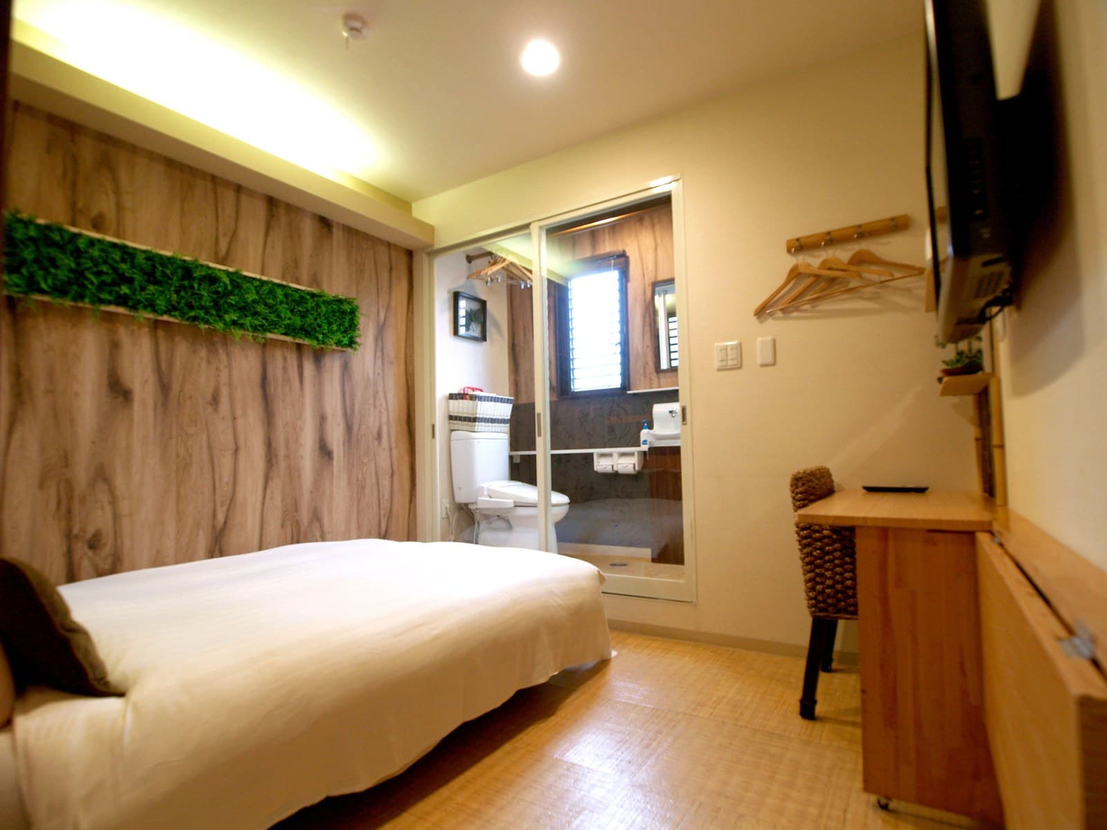 Private Rooms with Beds and Privacy