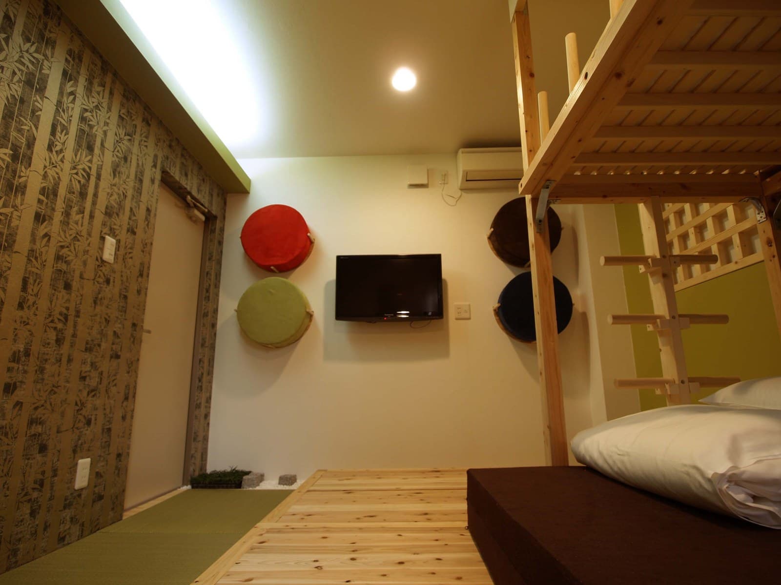 Japanese Rooms with Tatami Charm