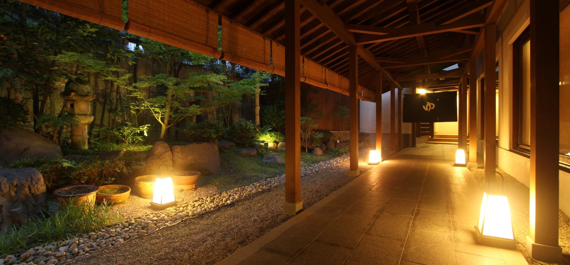 The Grand Bath 'Yuya,' Past a Stone Corridor