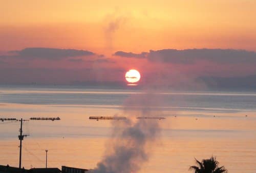 A Seaside Onsen Town Famous for Its Sunsets