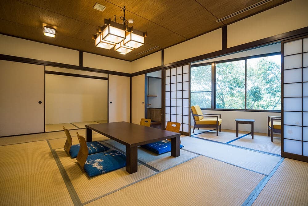 Rooms to Suit Any Party or Purpose