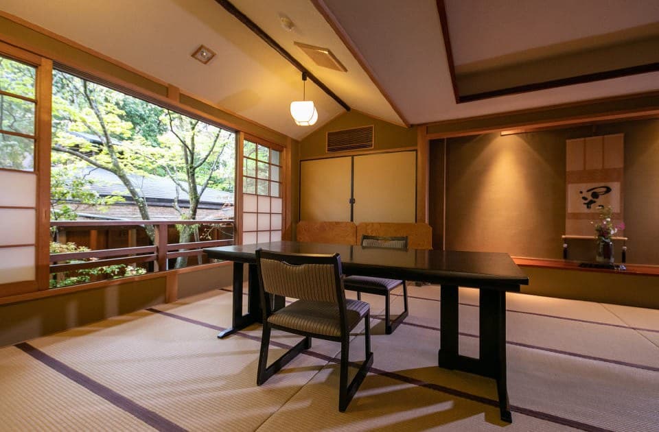 Fully Private Dining Rooms