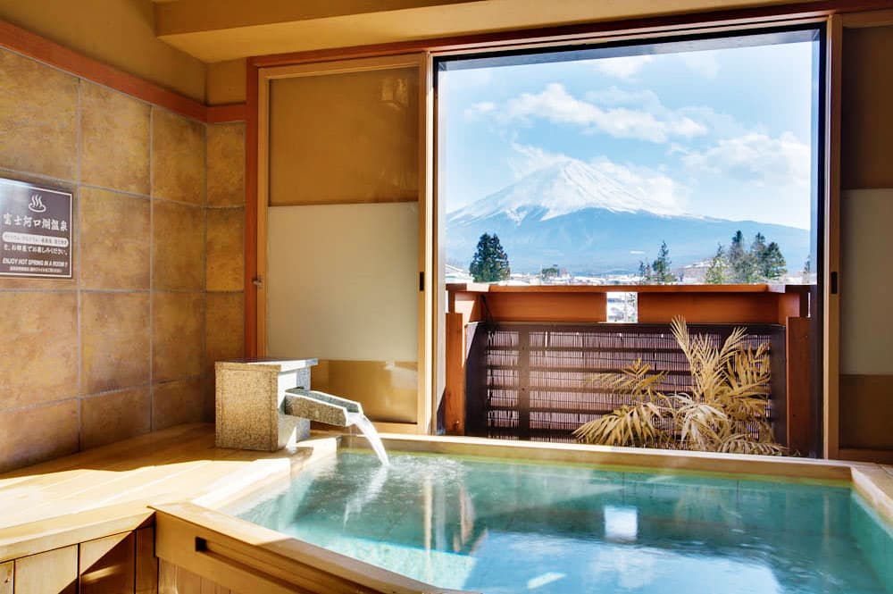 The Luxury of Open-Air and Private Baths