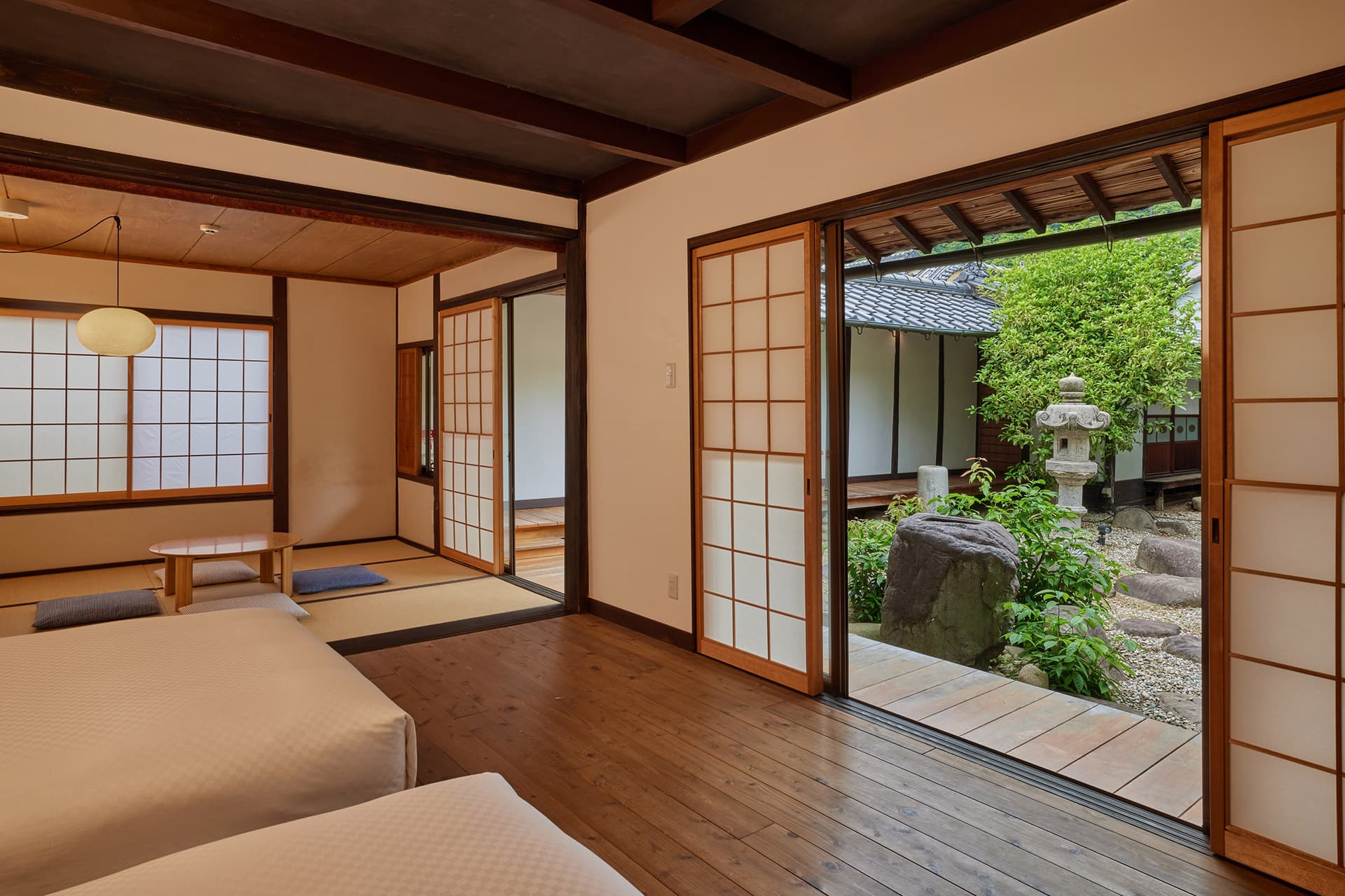 A Hinoki Tub in Your Room