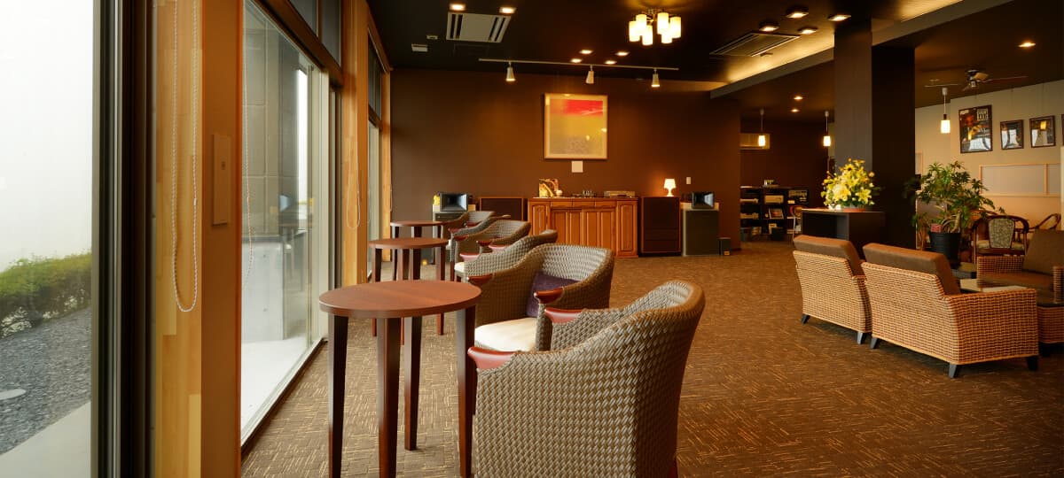 A Lobby Filled with Jazz