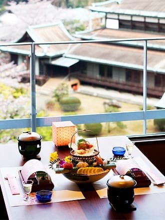 Evening Kaiseki at 'Ikiri'