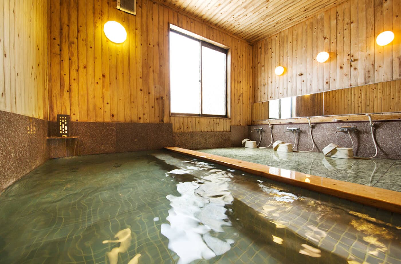 An Israeli Dead Sea Salt Beauty Bath