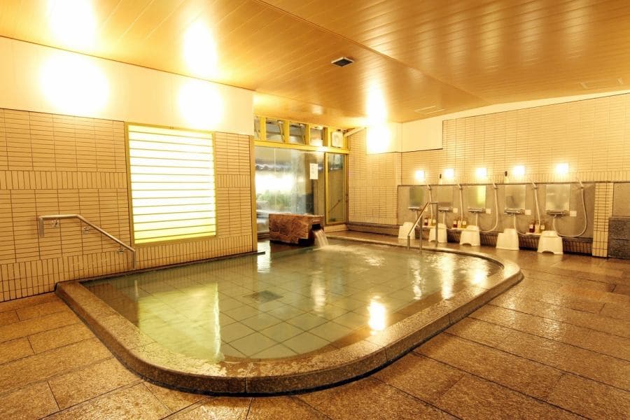 A Main Bath Overlooking the Garden