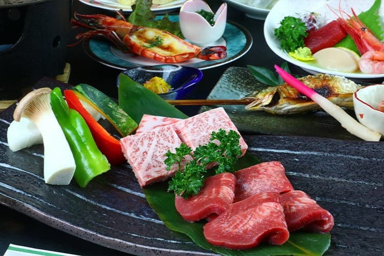 Local Cuisine of Sendai Beef and Daisen Pork