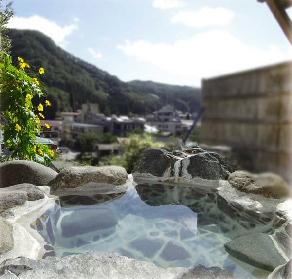 Three Private Baths Under Starlight and Over the Town