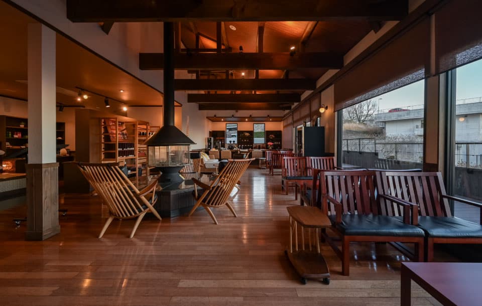 The 'Fufu' Lounge and Night Bar