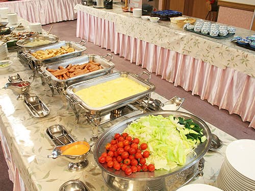 뷔페와 시가고원 맥주