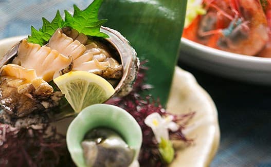 Cuisine Raised by Sea and River