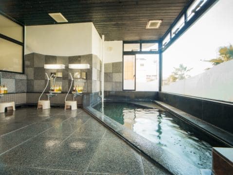 A Bath with a Panoramic Ocean View