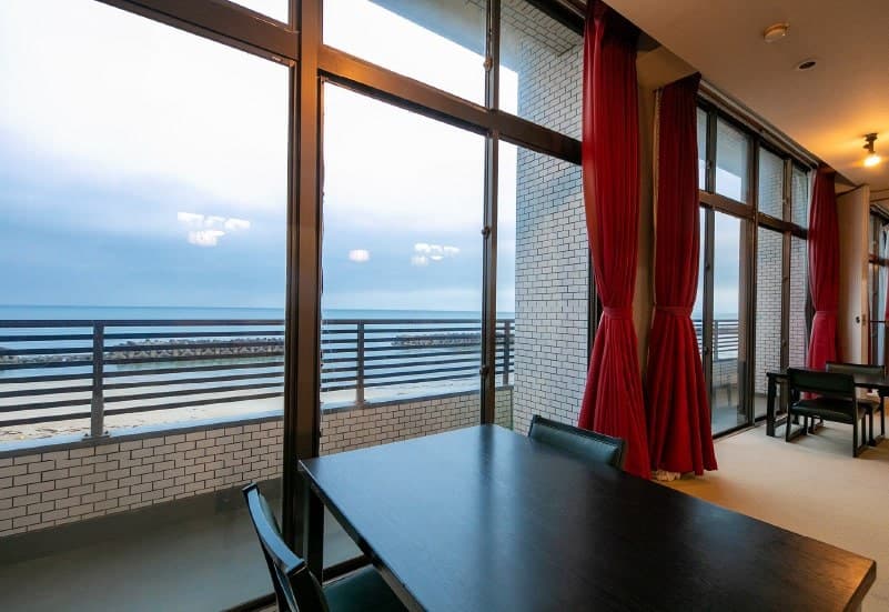 Ocean-View Dining and Banquet Hall
