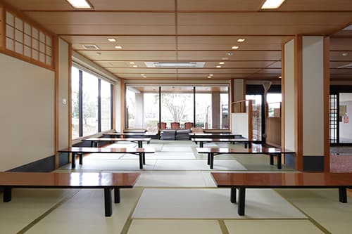 A Spacious Tatami Banquet Hall and Lounge