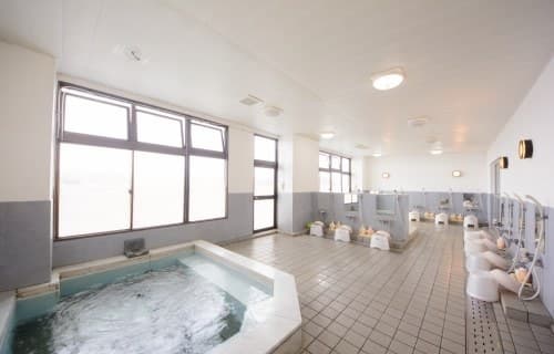 Chiyo no Yu, the Grand Bath with a View