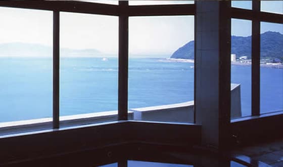 The 6th-Floor Sky-View Grand Bath, a Radium Onsen