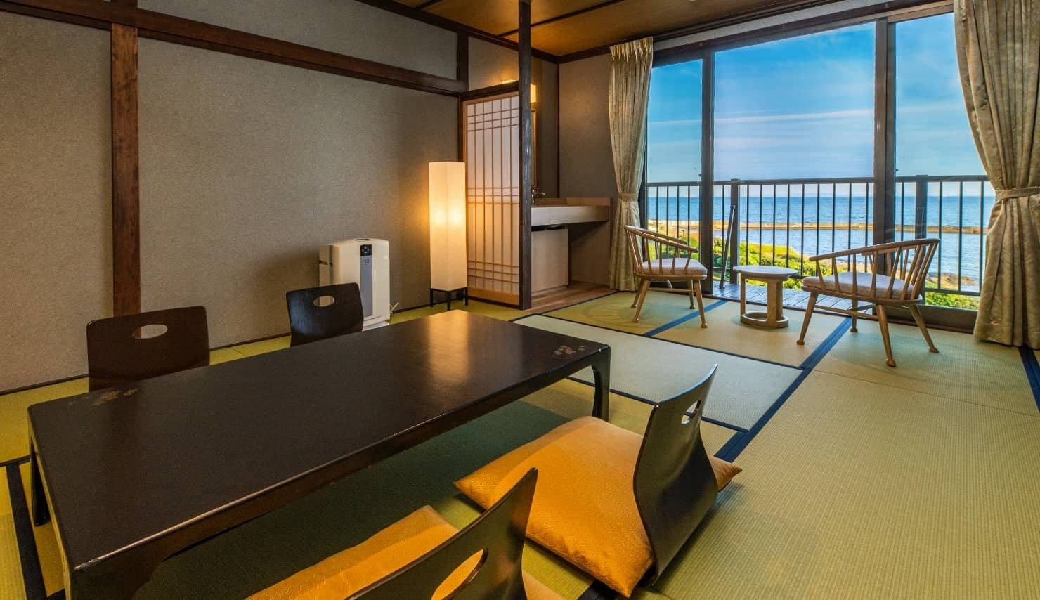 Classic Tatami Rooms in the Main Wooden Building