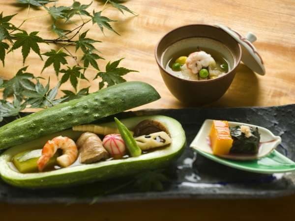 A Kaiseki of Ishikawa's Seasonal Mountain and Sea Bounty