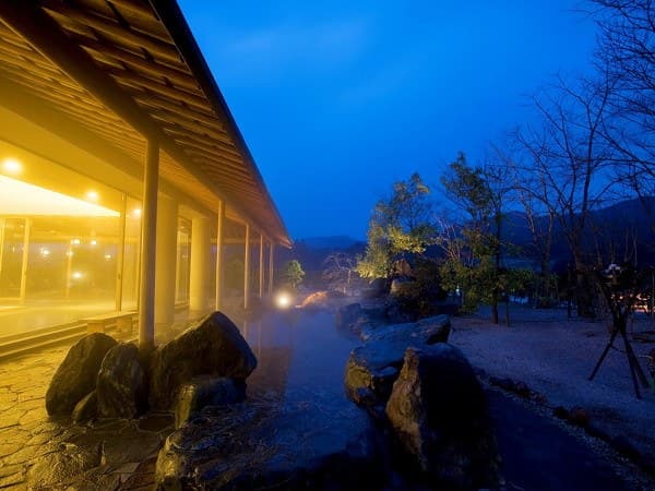 Private Baths and Sunaburo Sand Bath