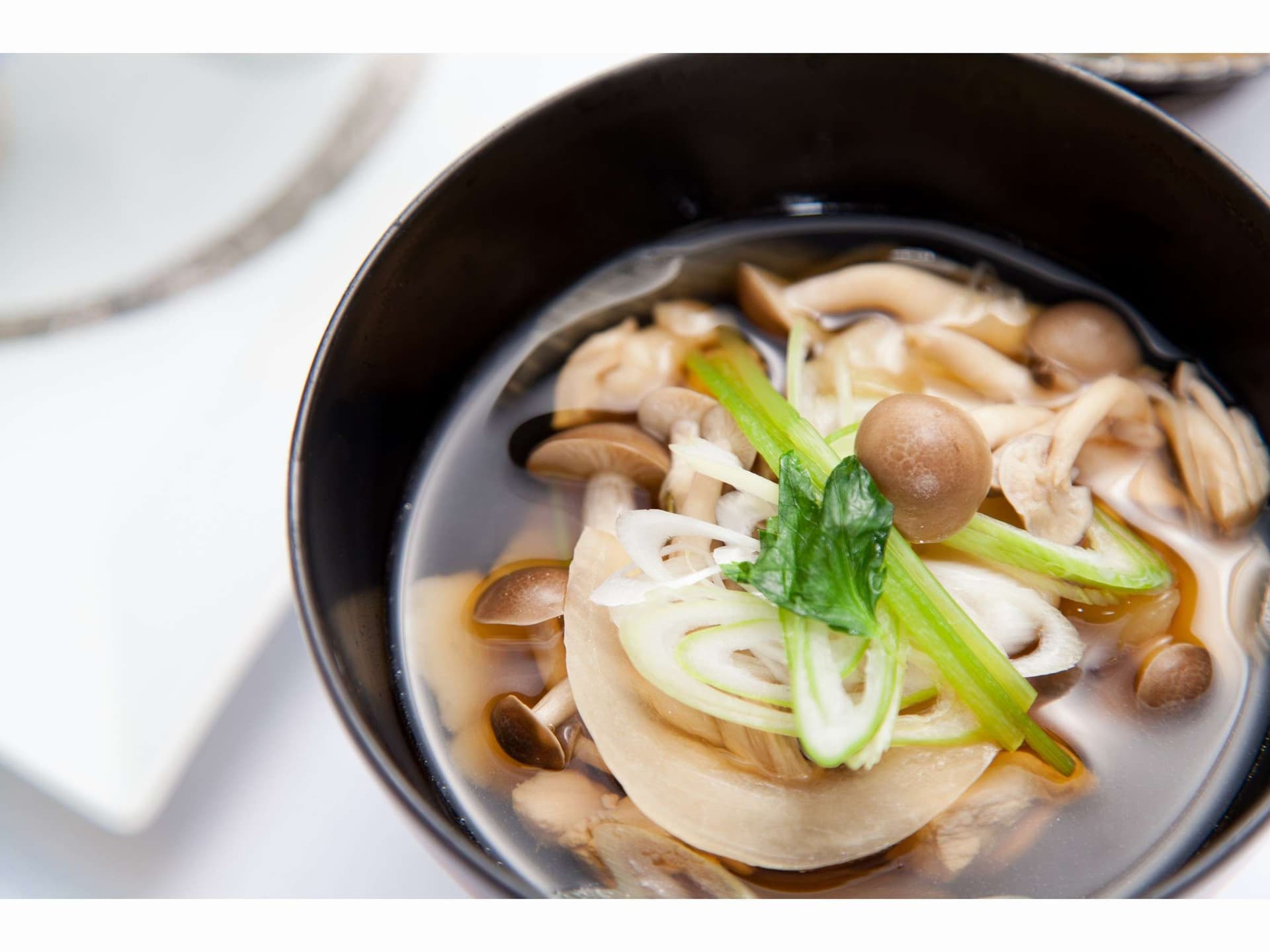 아침 식사와 향토 요리
