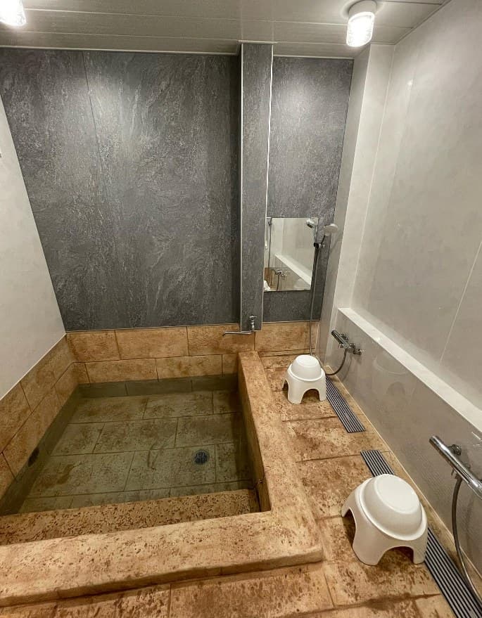 Convenient, Walkable Access from Fukaya Station