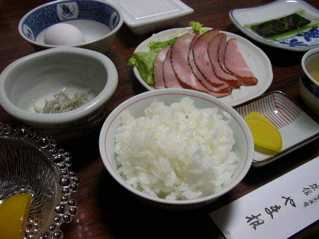 든든한 아침으로 여는 하루