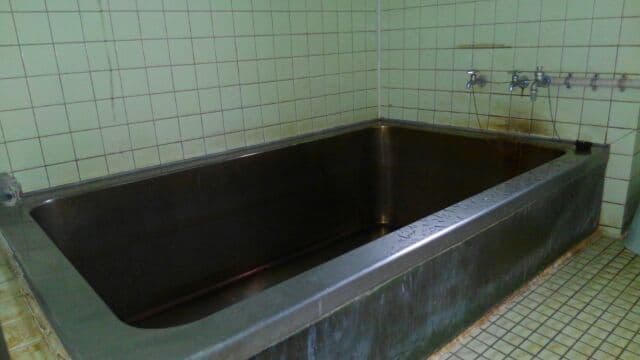 A Shared Bath on the First Floor