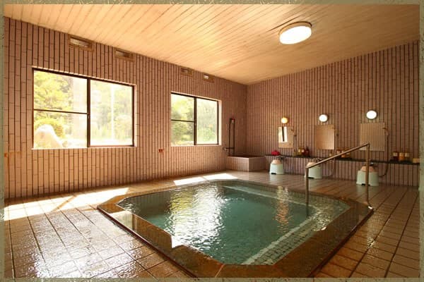 The Warmth of an Old House, Since Showa 35