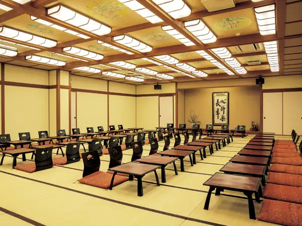 Banquets and amenities
