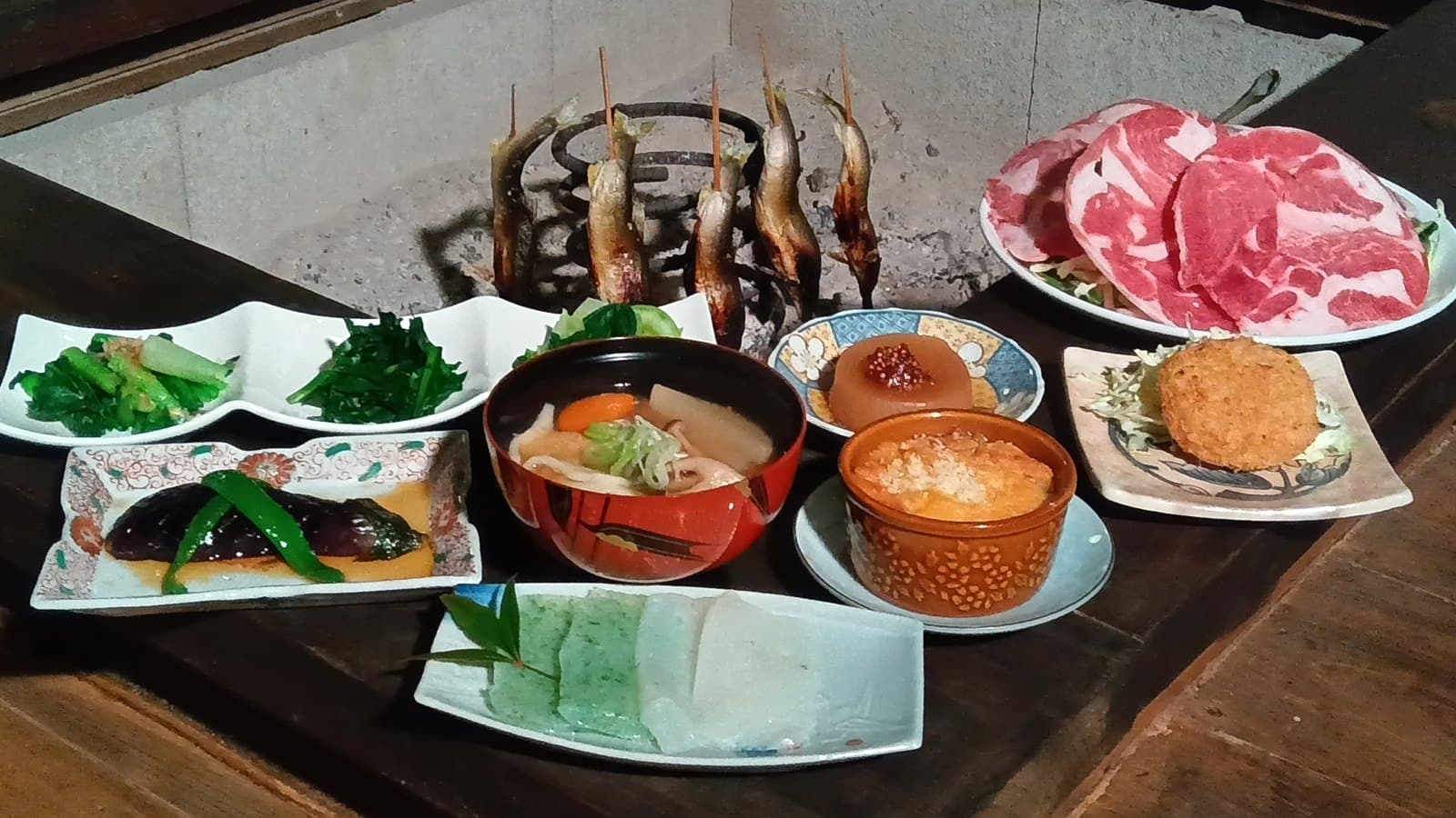 화롯가에서 즐기는 향토 밥상