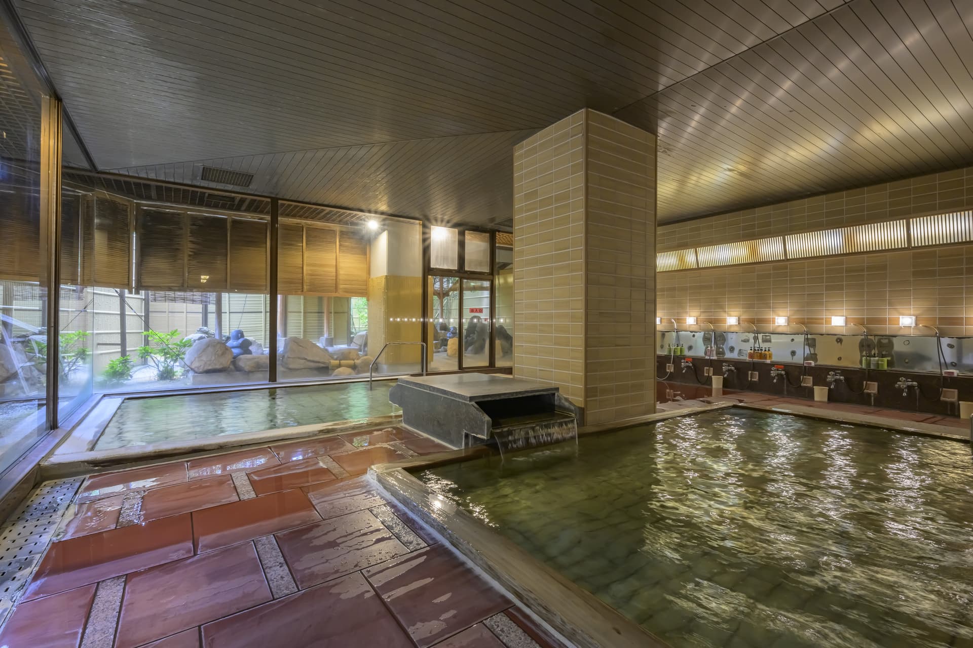 Hime-no-Yu and Tono-no-Yu, with garden baths and sauna