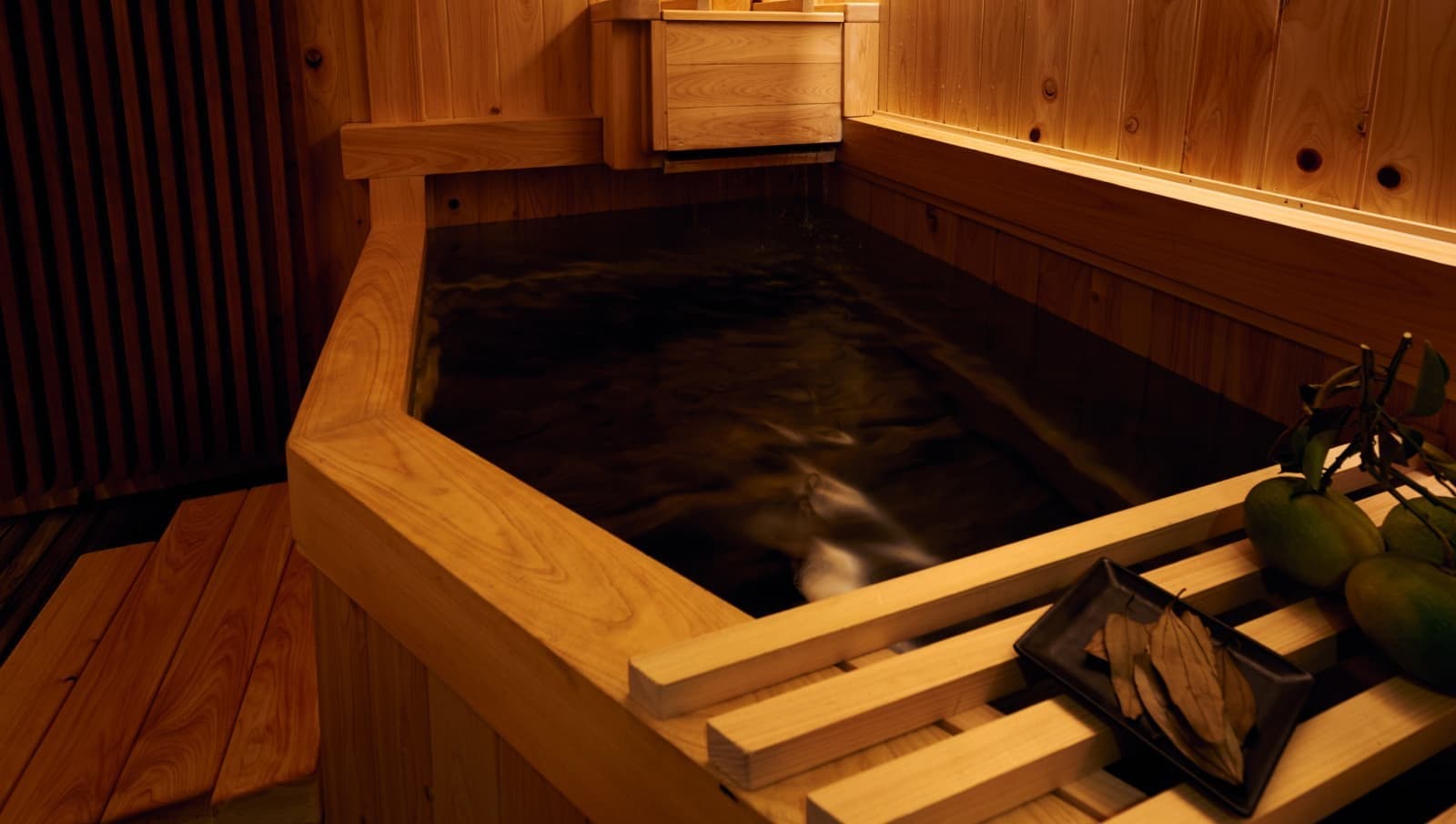 A hinoki bath, seven centuries of spring water