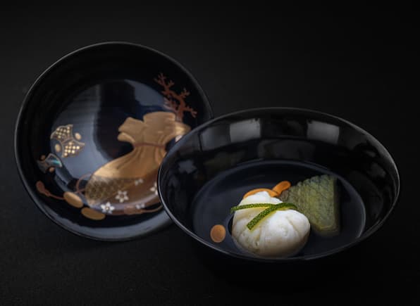 Kaiseki drawn from Toyama Bay