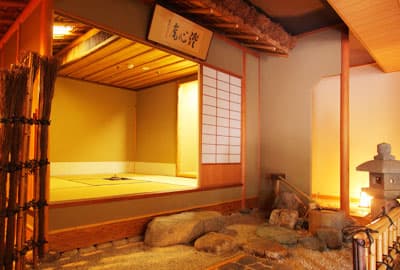 The 'Hoo' guest suite and top-tier rooms