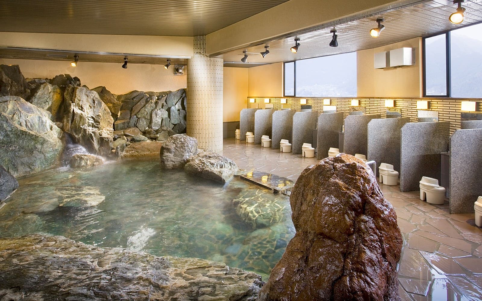 The Grand Bath, Alps no Yu