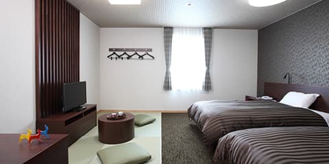 Japanese and Combination Rooms Too