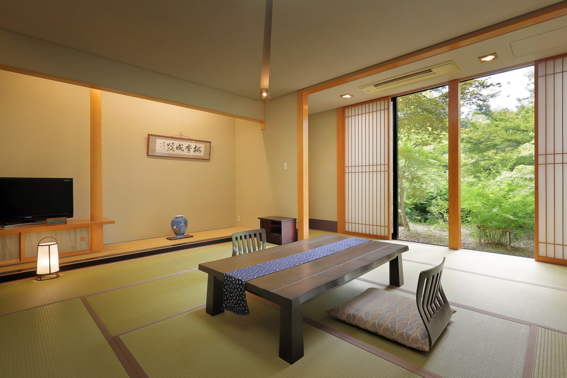 Spacious, Easy Rooms
