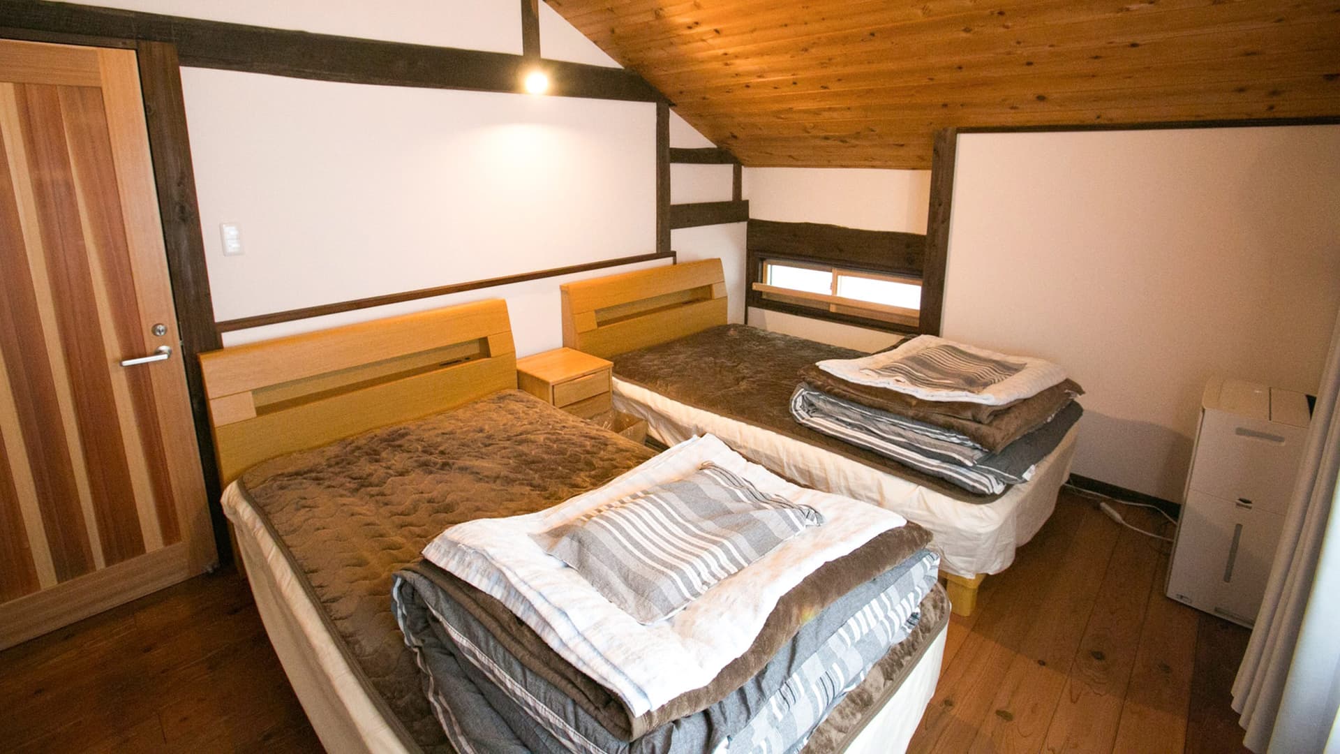 Western Bedrooms in the Annex