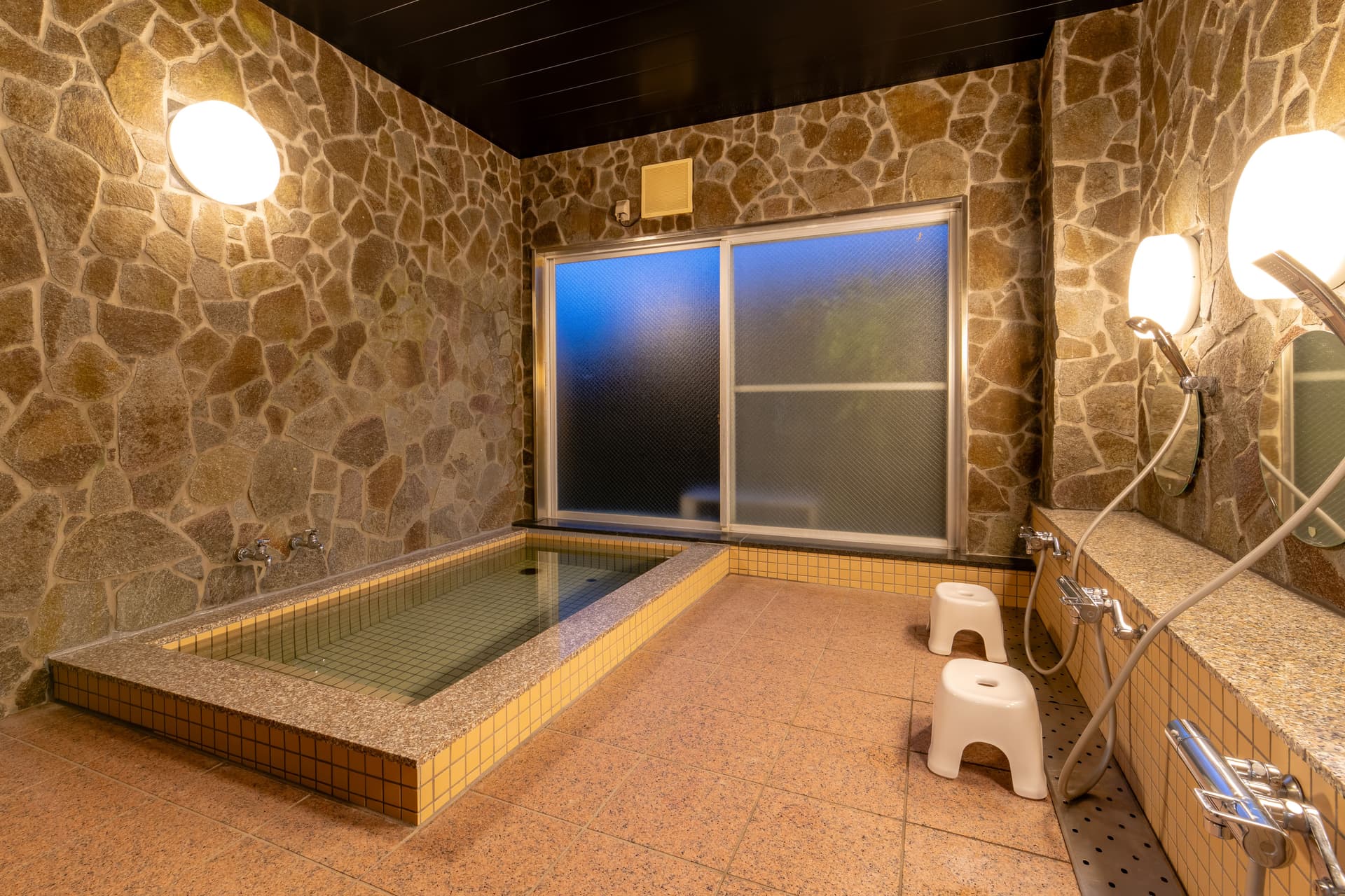 Shared Baths and Facilities