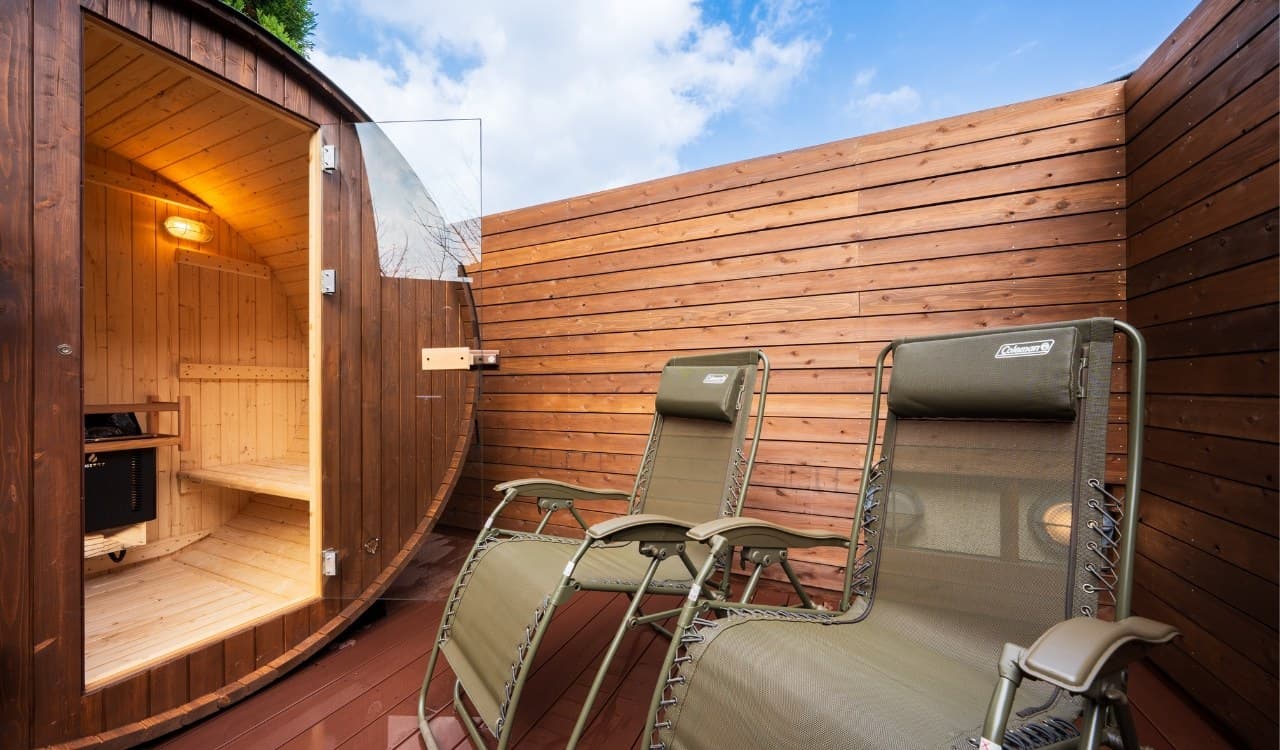 A Rooftop Sauna Under the Stars