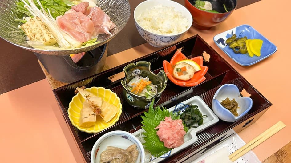식사 & 관내 시설