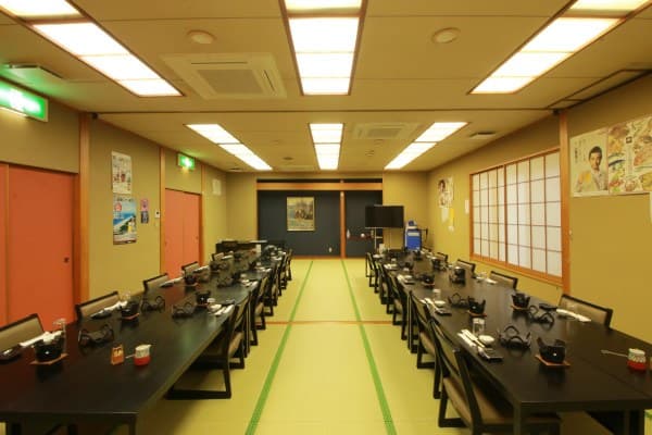 The Dining Hall's Hospitality